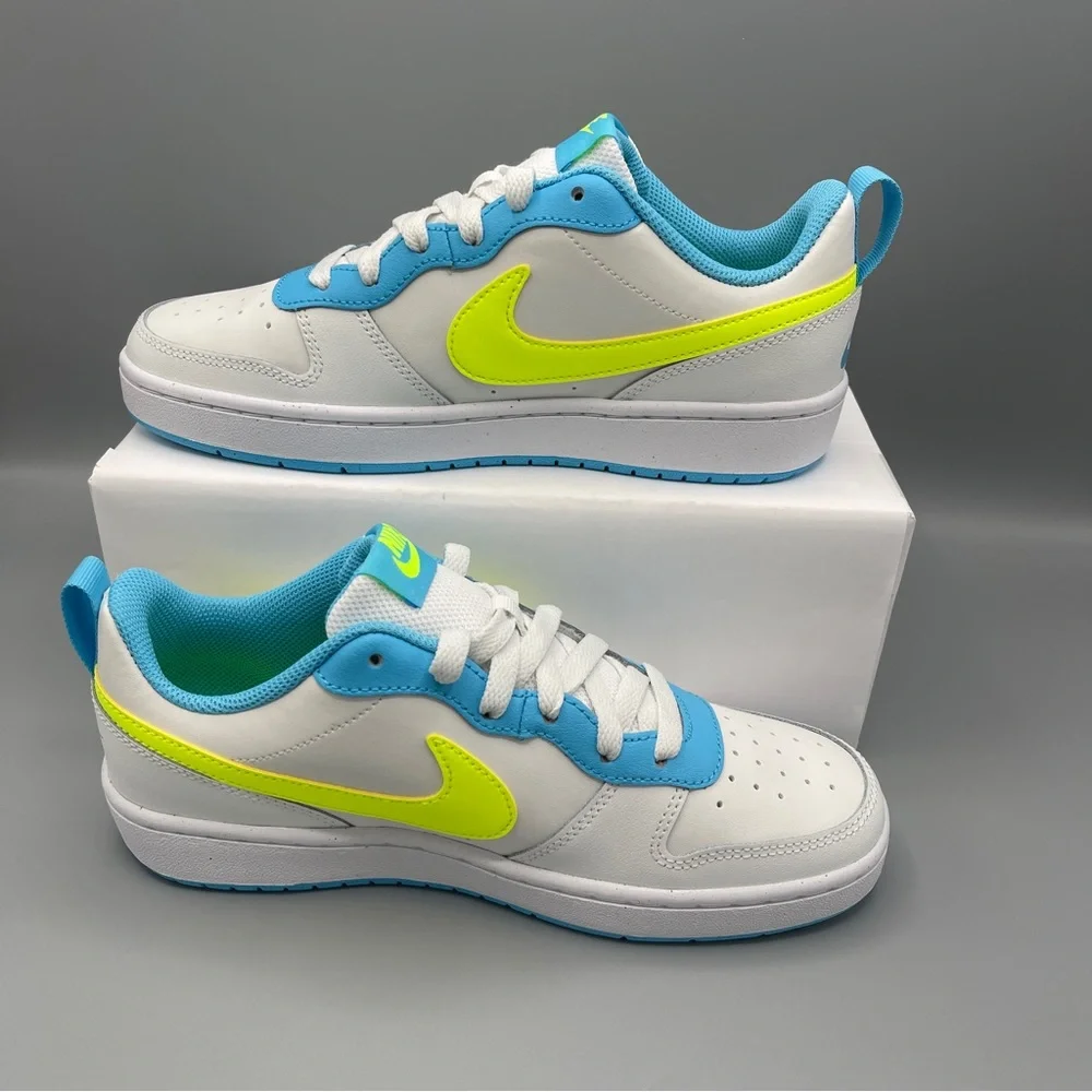 Nike Court Borough Low 2 Big Girl/SUMMIT WHITE/VOLT-BALTIC BLUE - Picture 3 of 17